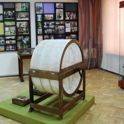 Выставка «Мелиховское семилетие: год 1898»