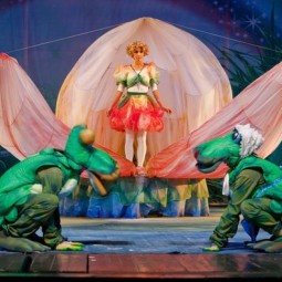 Спектакль «Дюймовочка»