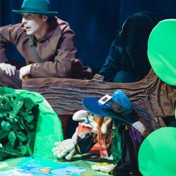 Спектакль «Страна чудес – театр кукол»