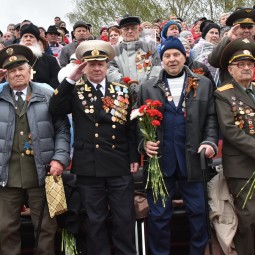 Показ видеоклипа «Не стареют душой ветераны!»