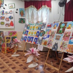 Выставка детских рисунков «Я и лето»