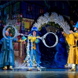 «Щелкунчик и кошки»