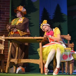 Спектакль «Маша + Миша»