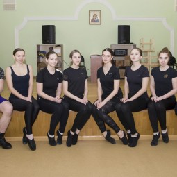 Фрагмент урока «Упражнения на разминку»