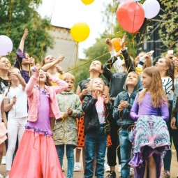 Фотовыставка «Жизнь творческих коллективов»