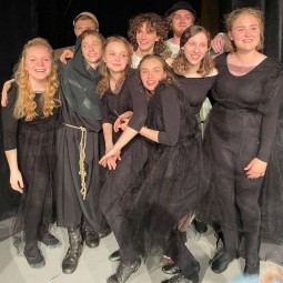 Спектакль «Простая история»