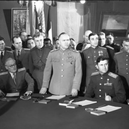 Показ документального фильма «Хроника событий Победного Мая. 8 мая 1945»