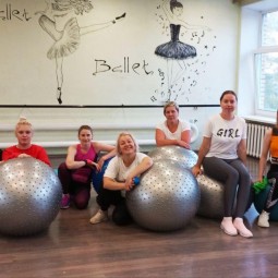 «Спорт–девичник для прекрасных дам»