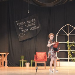 Трансляция спектакля «Барабанщица»