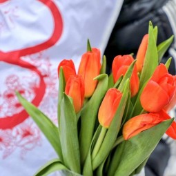 Акция к Международному женскому Дню «Для Вас, родные»