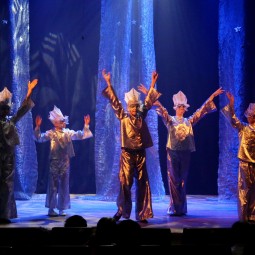 Спектакль «Приключения Маши и Вовы. Ларец с чудесами»