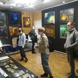 Выставка «На грани сновидений. Путешествие в вечности»