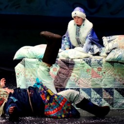 Спектакль «Матушка Метелица»