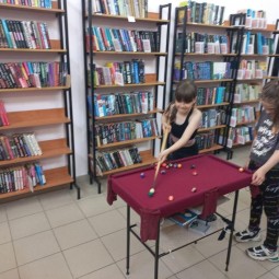 Мини–бильярд «Веселые шарики»