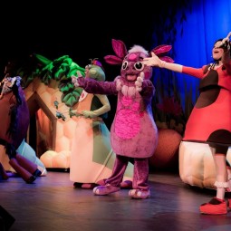 Спектакль «Лунтик и его друзья»