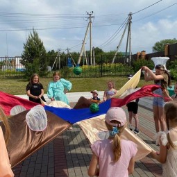 «Весёлая неразбериха»