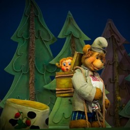 Кукольный спектакль «Машенька и медведь»