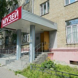 Экскурсия по залам Мытищинского историко-художественного музея.