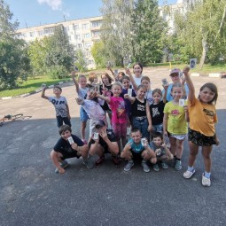 Развлекательная программа «Друзья вокруг»