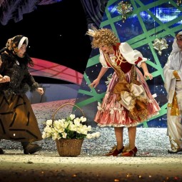 Спектакль «Двенадцать месяцев»