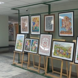 Выставка «Между реальностью и мечтой»