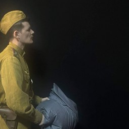 Спектакль «Не покидай меня»