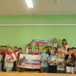 Флешмоб и мастер-класс «День государственного флага»