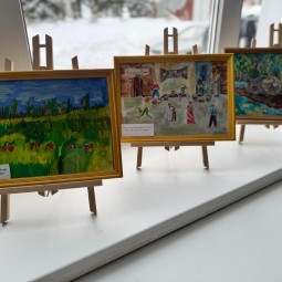 Выставка рисунков «Краски осени»