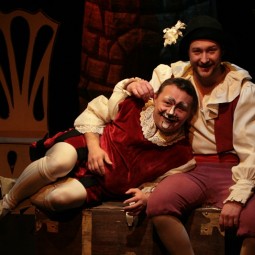 Спектакль «Маркиз Кис-Кис»