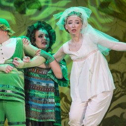 Спектакль «Дюймовочка»