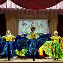 Концерт «Немеркнущий свет материнской любви»