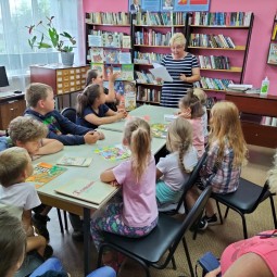 Познавательный час «Звёздное небо Валентины Терешковой»