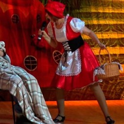 Спектакль «Красная шапочка»