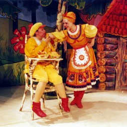 Спектакль «Золотой цыплёнок»