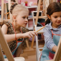 Мастер-класс по ИЗО «Краски и дерево»