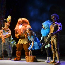 Спектакль «Волшебник Изумрудного города»