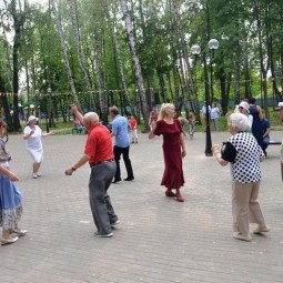 Танцевальный вечер «Для тех, кому за...»