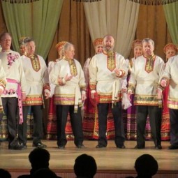 Концерт Народного коллектива «Хор Русской песни» «Весеннее настроение»