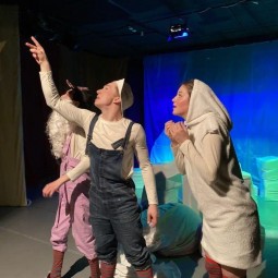 Спектакль «Муфта, Полботинка и Моховая Борода»