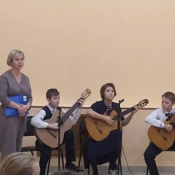 «Звени и пой, моя гитара»