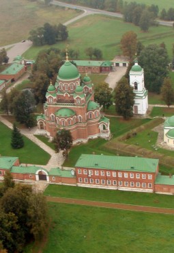 Архитектурный ансамбль Спасо-Бородинского монастыря