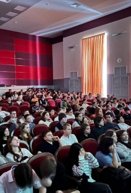 «Ночь кино» «Чебурашка»