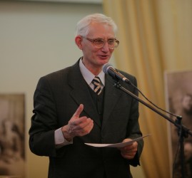 Поэтический вечер «Время жить»