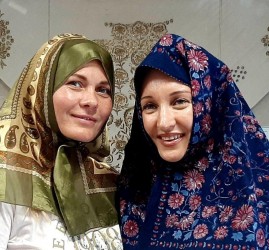 Интерактивное занятие «Плат. Платок. Платочек...»