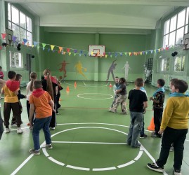 Спортивная игровая программа «Дружба крепкая нужна»