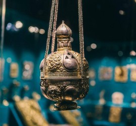 Встреча с куратором экспозиции «Особая кладовая»
