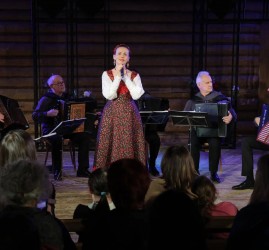 Музыкальная программа «Родные напевы»