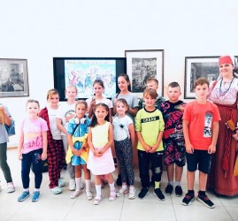 Программа «Когда пир, тогда и песни»