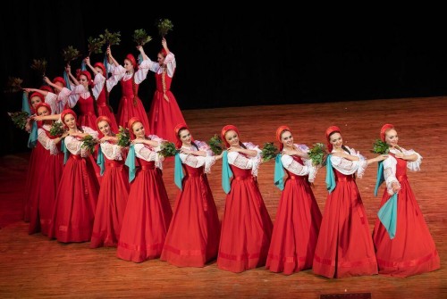 Выходные танцуем. Танцы спб концерт. Танцы спб концерт. Про танцы питер. Cosmo dance дыбенко.