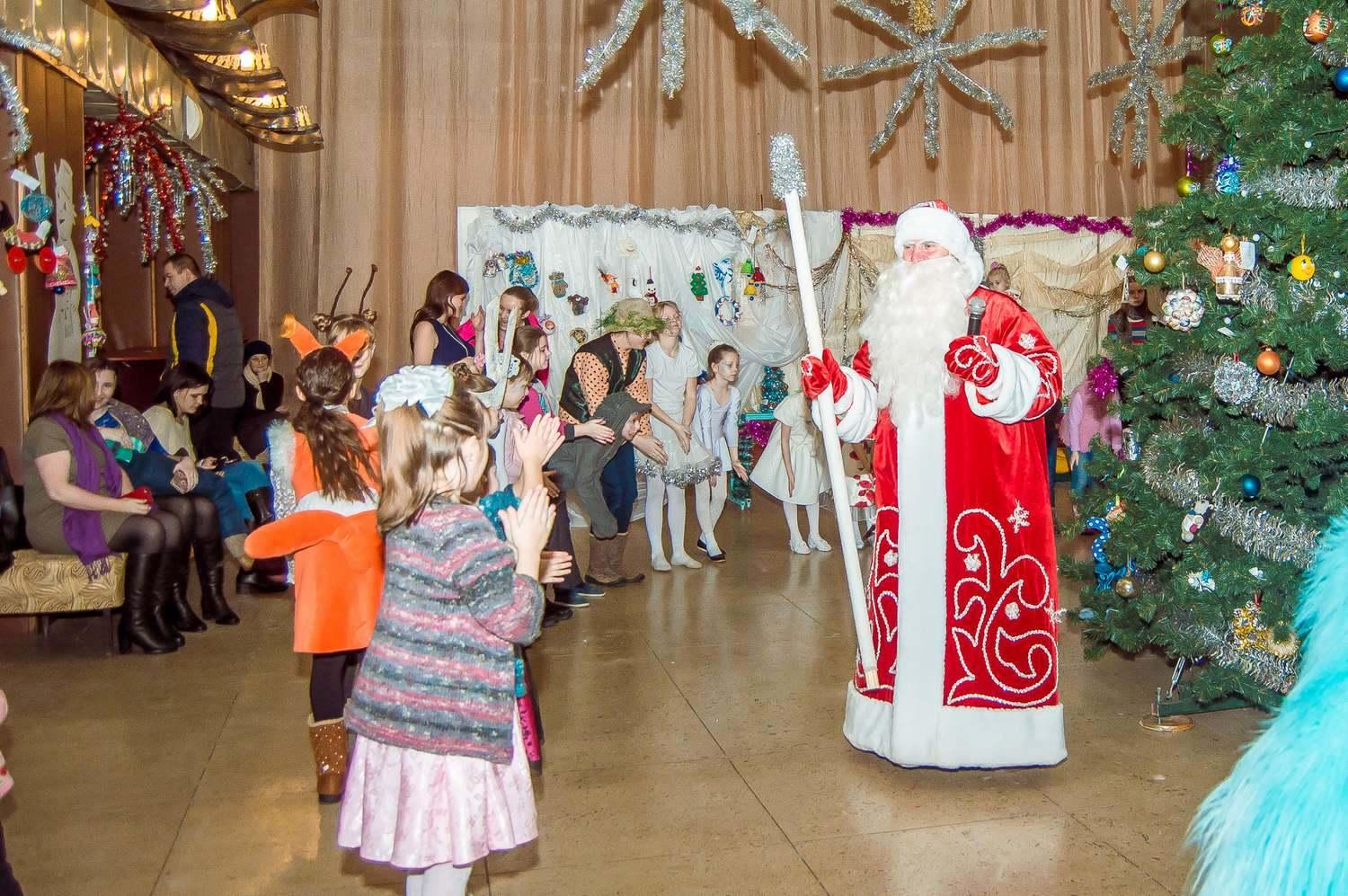 новогоднее представление в посаде